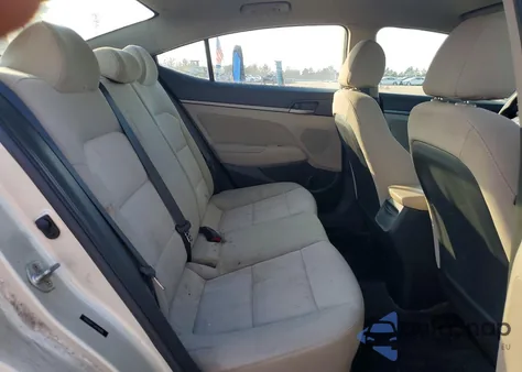 2018 Hyundai Elantra Sel z USA, uszkodzony, nr VIN 5NPD84LF3JH246966